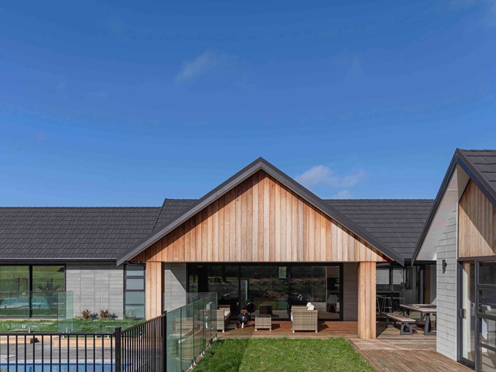 CF Shake, Charcoal Blend, New Build, New Roof, Architecturally Designed, Cedar Cladding
